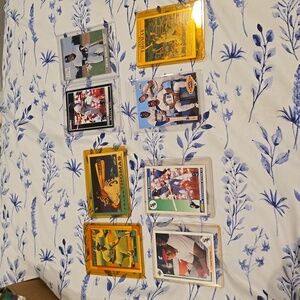 - Bundle of 8 Frank Thomas MLB baseball cards MINT